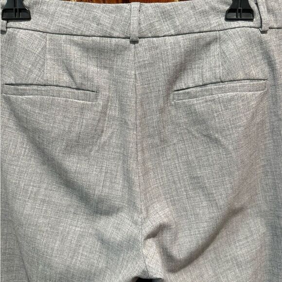 Banana Republic gray Flat Front Women’s Size 8 Curvy Fit Long Pants/Slacks - Picture 6 of 9